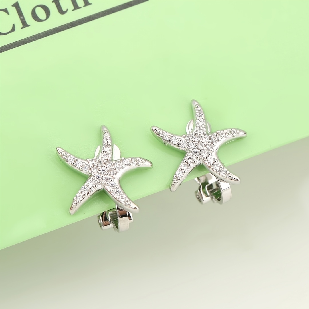 Unisex Star-shaped Metallic Texture Stud Earrings